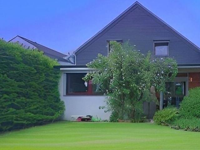 Selbst einziehen & Freiraum genießen mit Garten und Stellplätzen