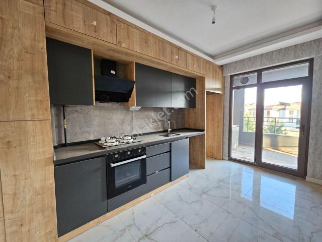 Selehaddin Eyyubi Mahalesi'nde Prestijli Konumda Lüks 2+1 Daire