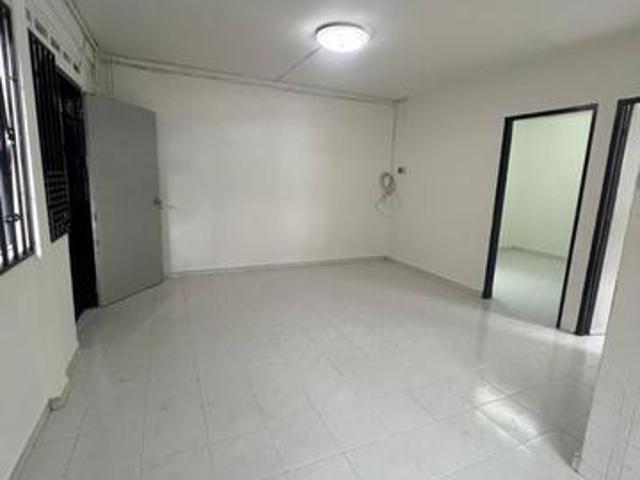 Selesa Jaya Flat Tingkat 1 boleh 100 full loan untuk dijual