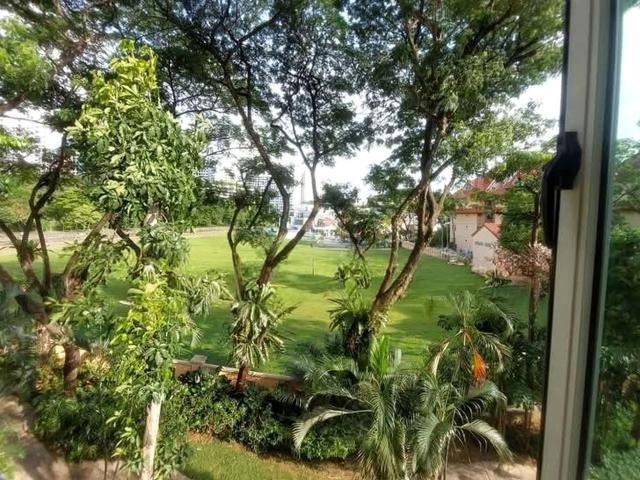 Seletar Springs Condominium D28, Condominium