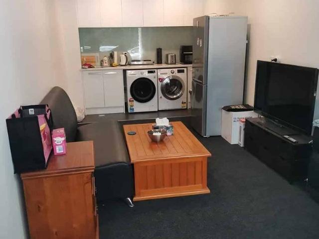 Self contained grannyflat bills included