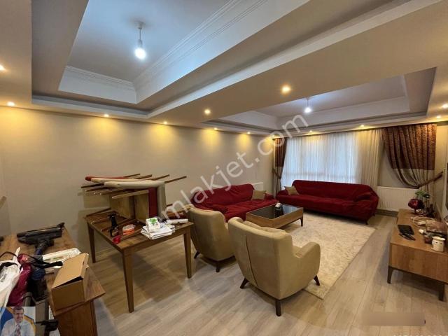 Selimbey Mahallesinde Satılık Yeni Yapı Site İçi 3+1 Daire