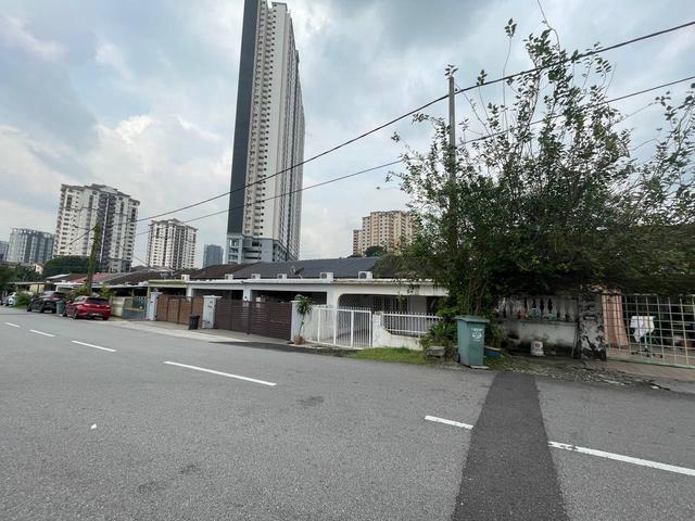 SELL NEABY MIDVALLEY 1 STOREY TERRACE Happy Garden Old Klang Road KL