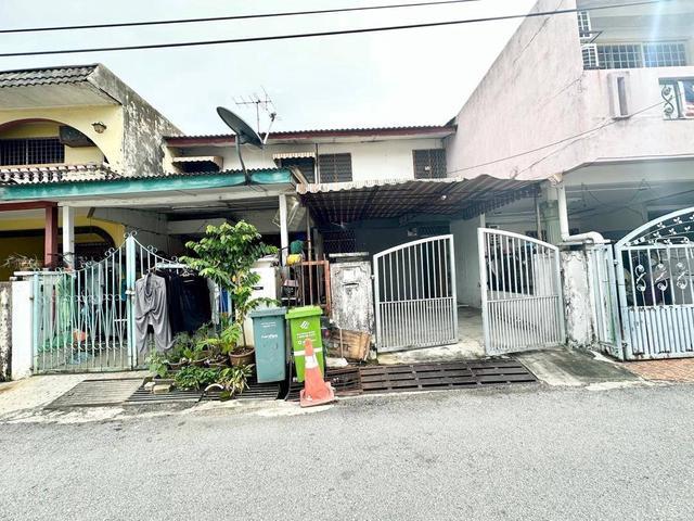 SELL FACING OPEN 2 STOREY TERRACE Taman Beringin Kepong