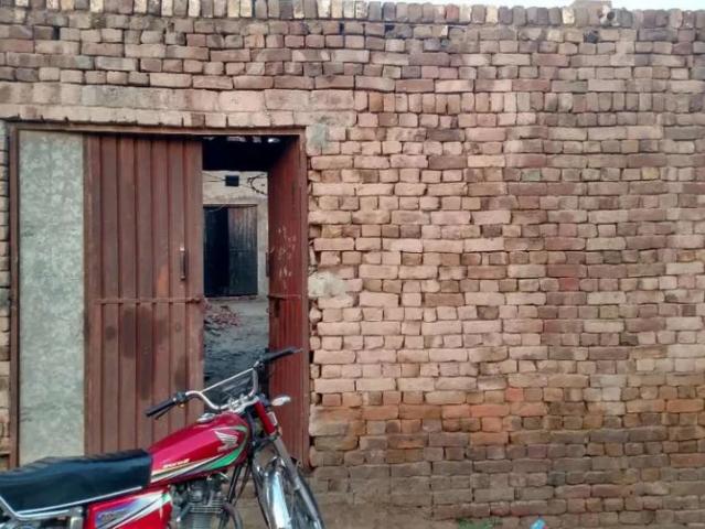 Selling a house in Multan ID 57800