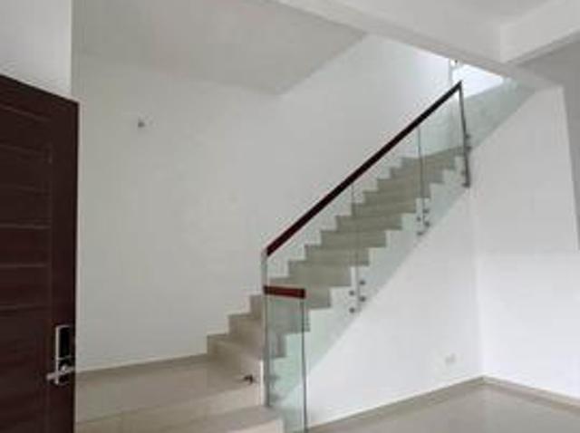 Selling Value RM550K Gated Clubhouse Good Condition
