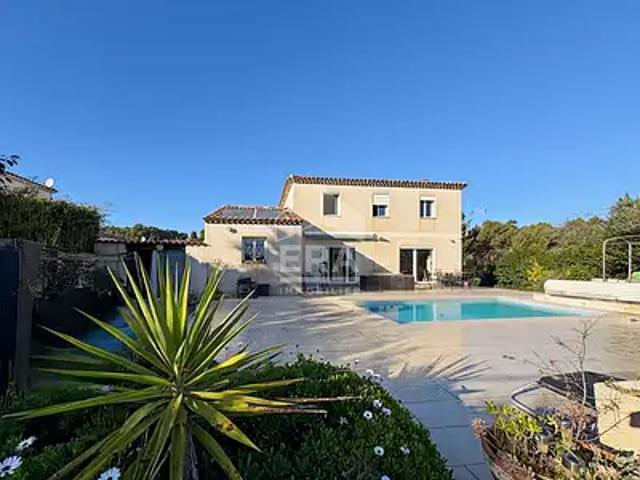 Septèmes les Vallons 13240 Achat / Vente maison 6 pièces t6 piscine