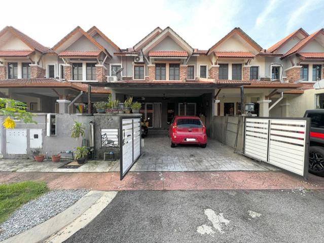 Sepang 22x75 4R4B Freehold 60K Cash Back 2 Storey House