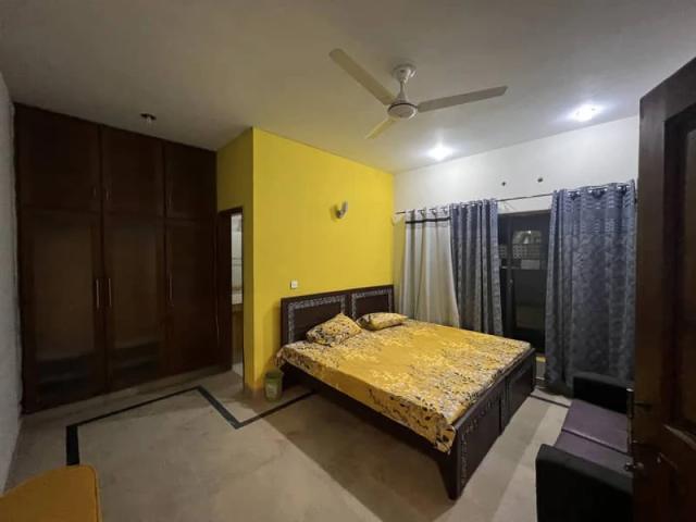 Separate entrance 10 marla upper portion for rent islamabad soan garden id 90541