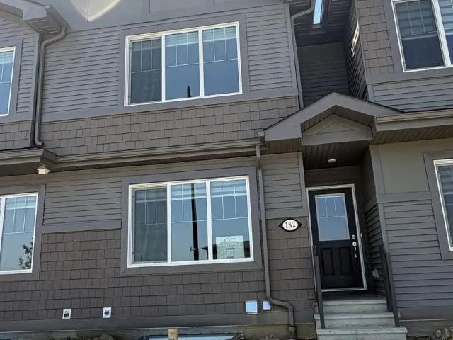 Separate entrance! New Basement Suite 600sq 1 Bed 1 Bath