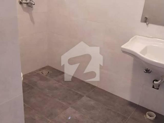 Seprate Gate 1 Kanal Ground Portion For Rent In I 8 With Original Picture Attached