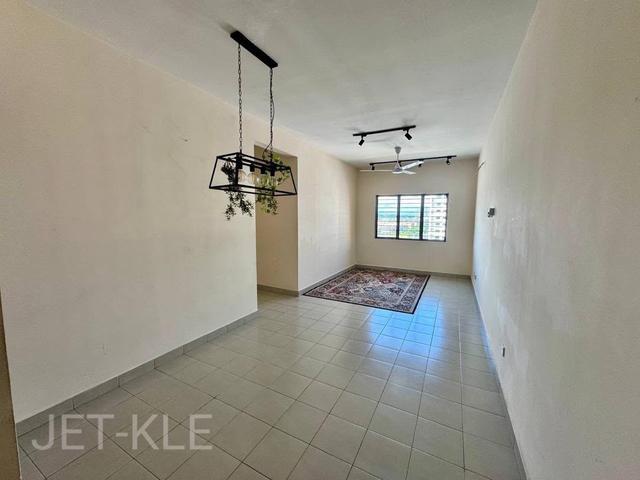 Seruling Apartment Bandar Bukit Raja Corner Unit For Sale 3Bed 2Bath