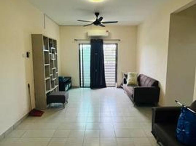 Seruling Apartment Bukit Raja Klang 1000sqft Partial Furnished 3B2R