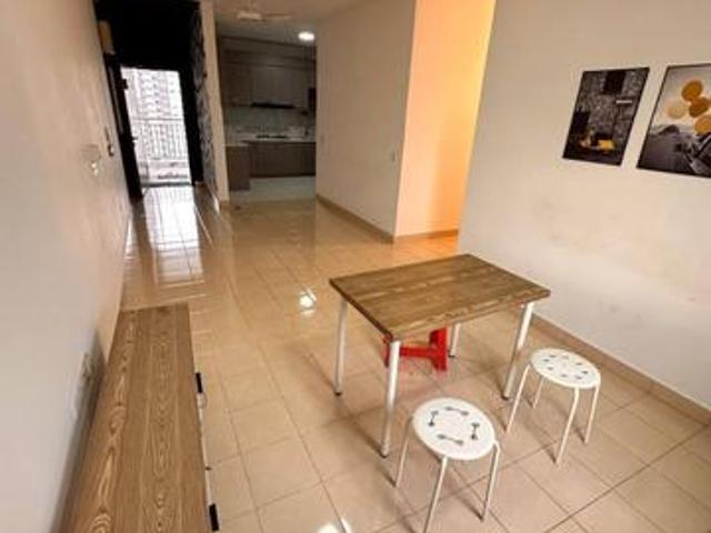 Serunai Apartment Corner UnitBandar Bukit Raja Freehold