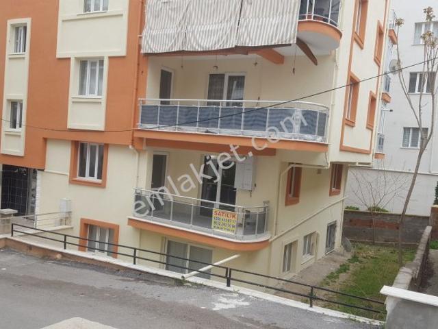 Servergazi Mahallesi Başak Meydanı Yukarısı Pekdemir Market Arkası Dublex Daire