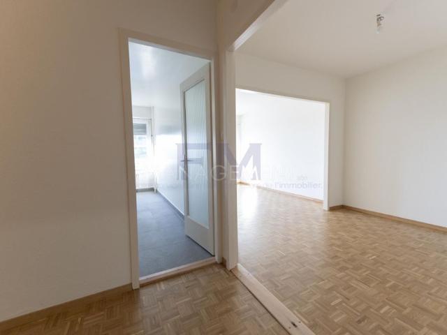 Servette, Avenue de Luserna, 4 rooms on the 5th floor