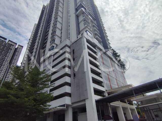 Service Apartment, Corner Lot