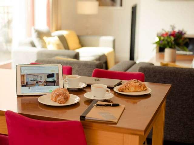 Serviced 2 Bedroom Apartment to Rent in Dublin 2