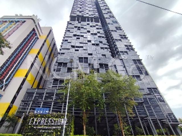 Serviced Apartment, Corner Lot