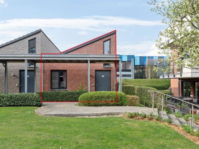 Serviceflat te koop voor 219000 euro met 1 slaapkamers