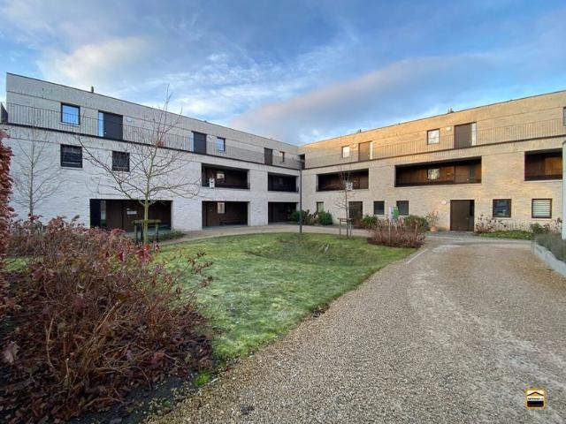 Serviceflat te koop voor 240000 euro met 1 slaapkamers