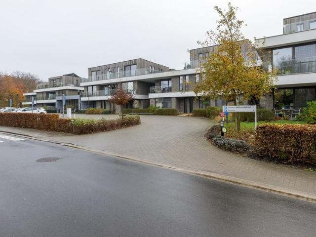 Serviceflat te koop voor 270000 euro met 1 slaapkamers