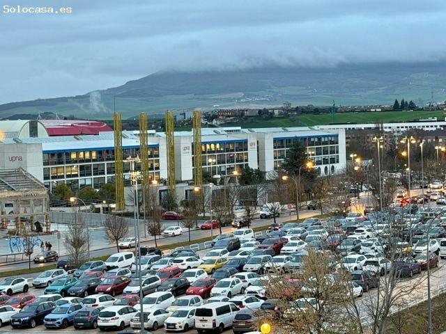 Servicios Inmobiliarios Norte Sur vende apartamento en Calle Tajonar