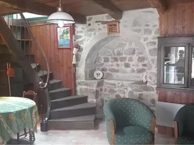 Servières le Château 19220 Achat / Vente maison 2 pièces t2 parking