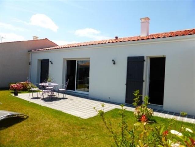 SERVIERS ET LABAUME – VILLA CONTEMPORAINE