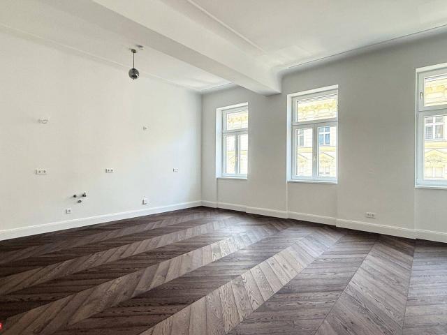SERVITENVIERTEL ERSTBEZUG HIGH END STILWOHNUNG 3 Zimmer 2 BÄDER 4. WOHNETAGE OST/WEST RUHELAGE RENOVIERTES STILJUWEL