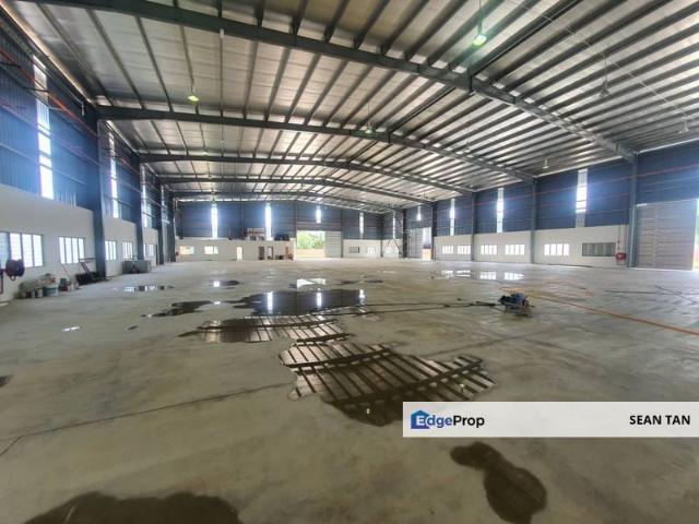 Serandah Bukit Beruntung Factory For Rent