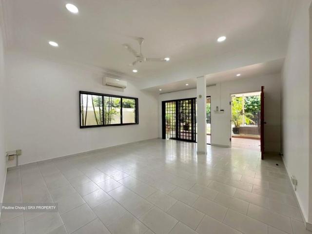 Serangoon Garden Estate D19, Terrace