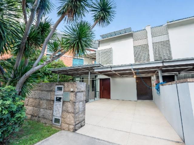 SERANGOON GARDEN ESTATE Semi Detached House For Rent, $7,999, 4 Bed 4 Bath 3,500 sqft $3.12 psf