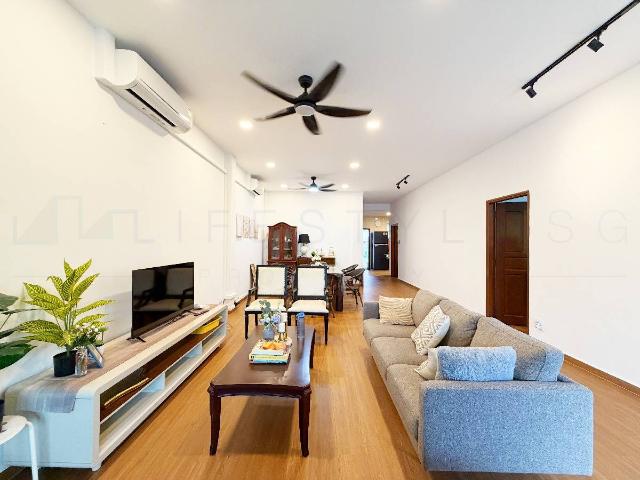 Serangoon Garden Landed house Terraced House For Rent, $5,800, 3 Bed 2 Bath 1,000 sqft $5.80 psf