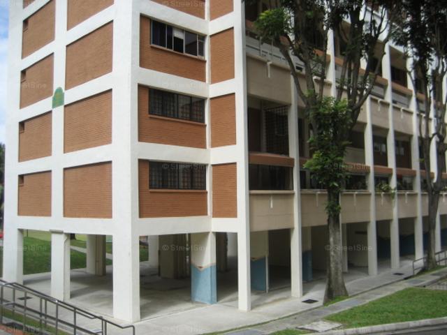 Serangoon North Avenue 1 Serangoon, HDB Executive
