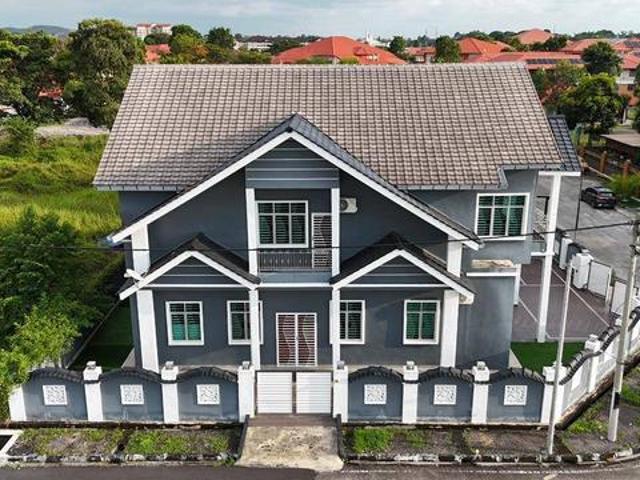 SERBA LENGKAPFULL RENOVATEBanglo 2 Tingkat Tmn IlmuNibong Tebal