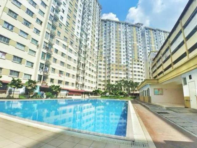 Serdang Bukit Jalil Studio Unit at Vista Impianan with Swimming Pool