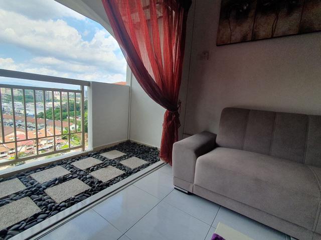 Serdang Villa Pavilion Condo Mostly Furnished near MRT Bukit Jalil