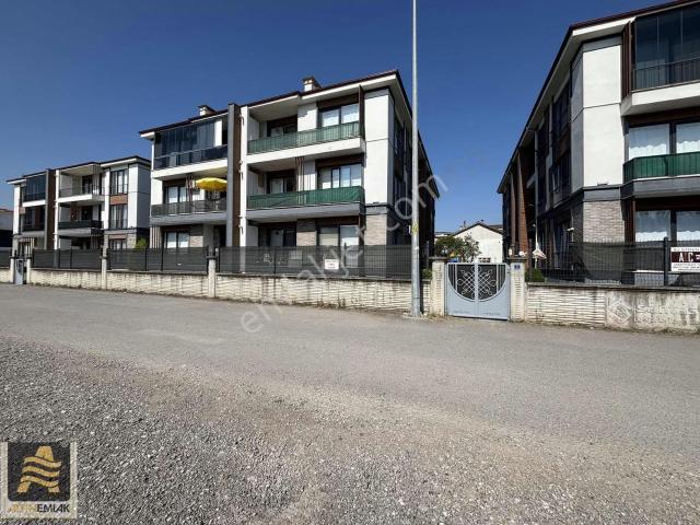 Serdivan Yazlık Mah Site İçi Bahçe Katı Kiralık 2+1
