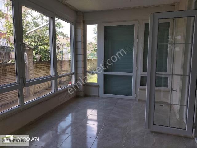 Serdivan İstiklal Mahallesinde Kiralık Daire.