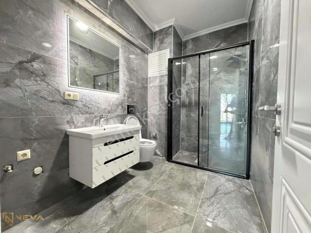 Serdivan Kemalpaşa Mah.satılık 3+1 135 M2 Arakat Asansörlü Daire