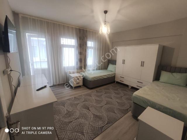 Serdivan Mavi Durakta Depozitosuz Bayanlara Özel Kiralık Apart