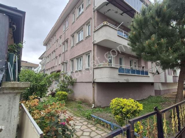 Serdivanın Kalbinde Bahçelievlerde 2+1 Kiralık