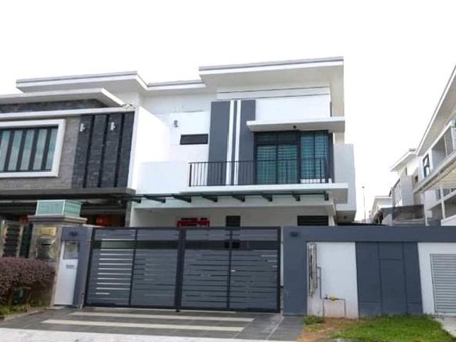 Seremaban 2 SemiD 3480 Corner Lot Fully Furnished Swimming Pool