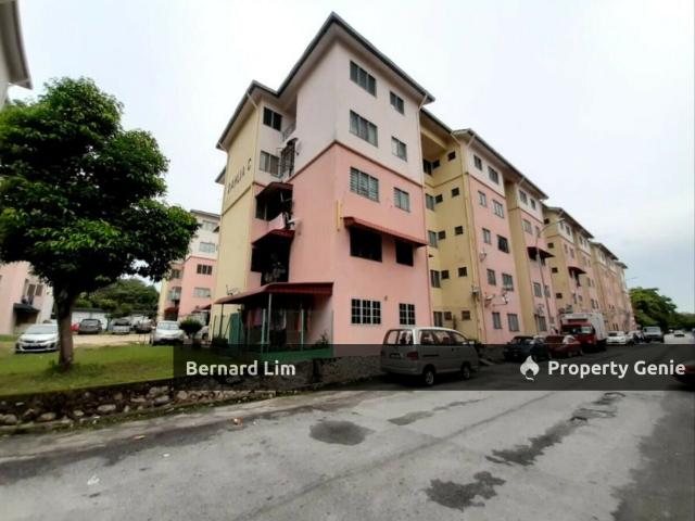 Seremban 2 dahlia apartment ground floor for sale