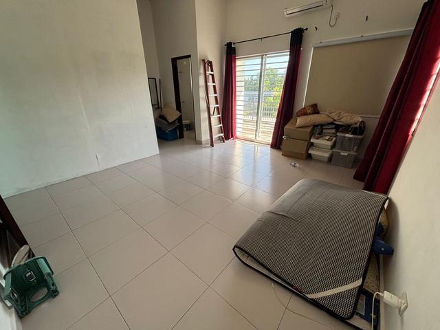 Seremban 2 Storey Terrace House Corner Lot for Sale Seri Binjai