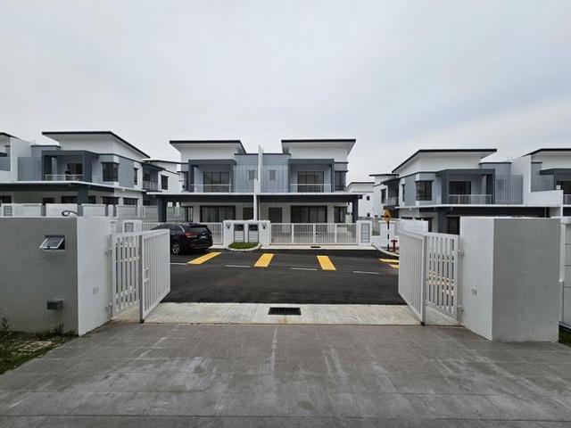 Seremban 2 Storey Semi D for Sale Kemayan Heights S2