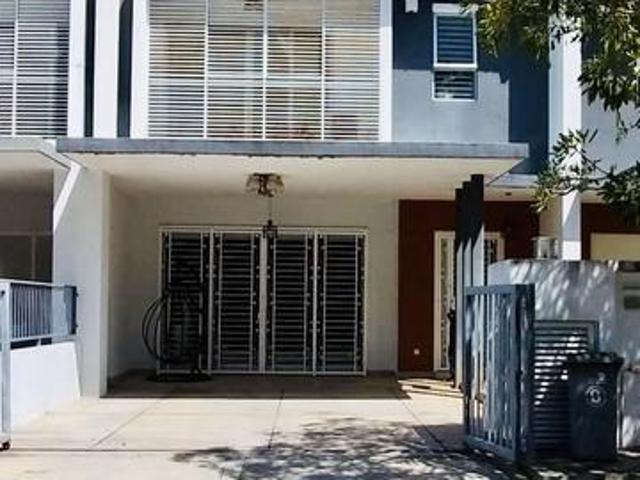 Seremban 2 Storey Superlink House for sale Chemara Hills