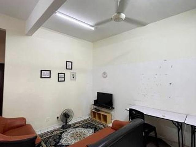 Seremban 3 Rasah Jaya Extra long Student Hostel 2 storey Te
