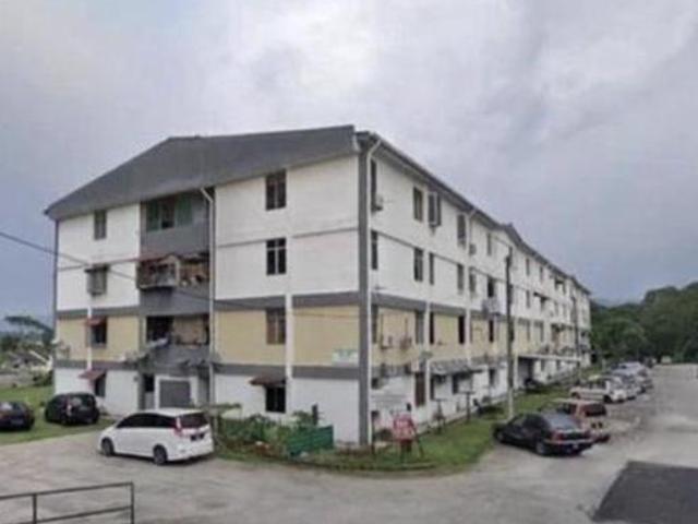Seremban taman bukit blossom ground floor flat fo sale